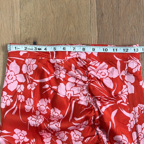 NWOT SONG OF STYLE Zahir Ruffle Satin Floral Print Skirt - Red Dahlia - Small - Picture 10 of 13